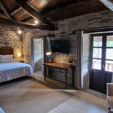 Habitaciones La Cuevona De Guitiriz Lugo Екстер'єр фото