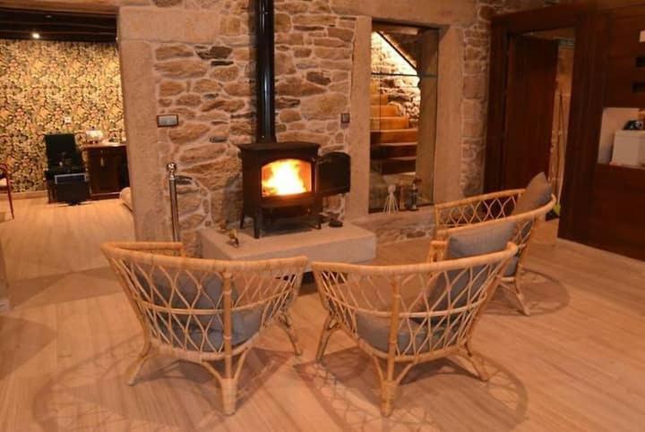 Habitaciones La Cuevona De Guitiriz Lugo Екстер'єр фото