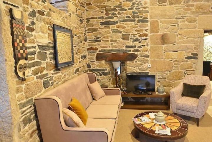 Habitaciones La Cuevona De Guitiriz Lugo Екстер'єр фото