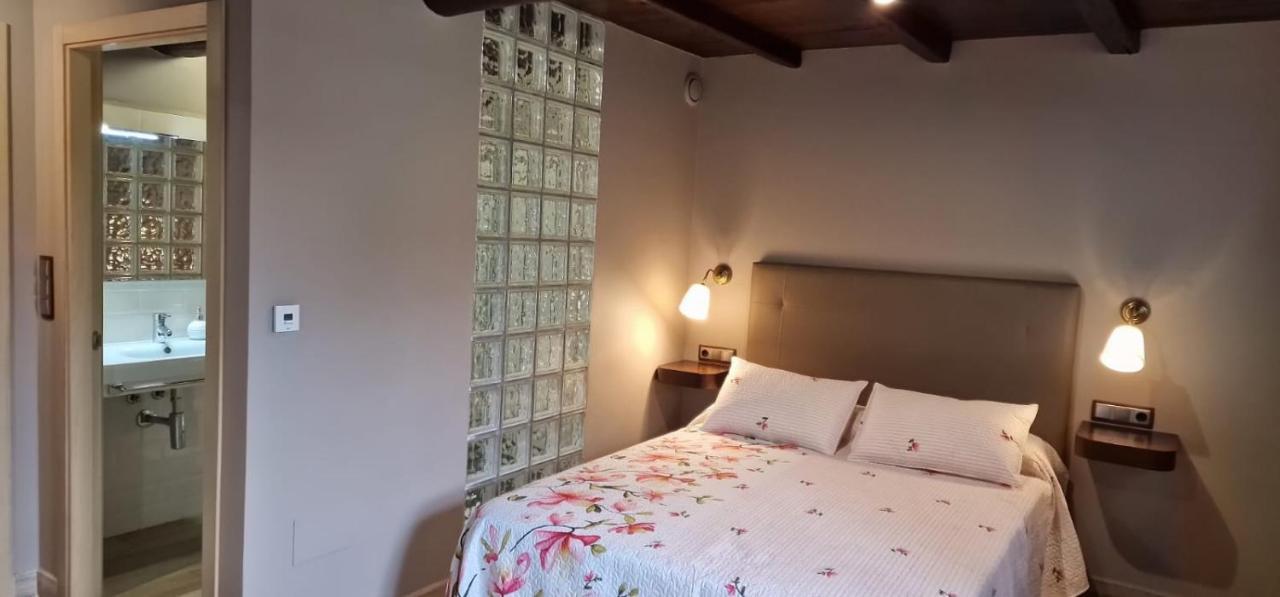 Habitaciones La Cuevona De Guitiriz Lugo Екстер'єр фото