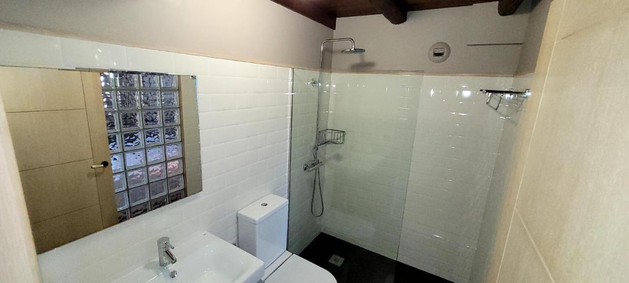 Habitaciones La Cuevona De Guitiriz Lugo Екстер'єр фото
