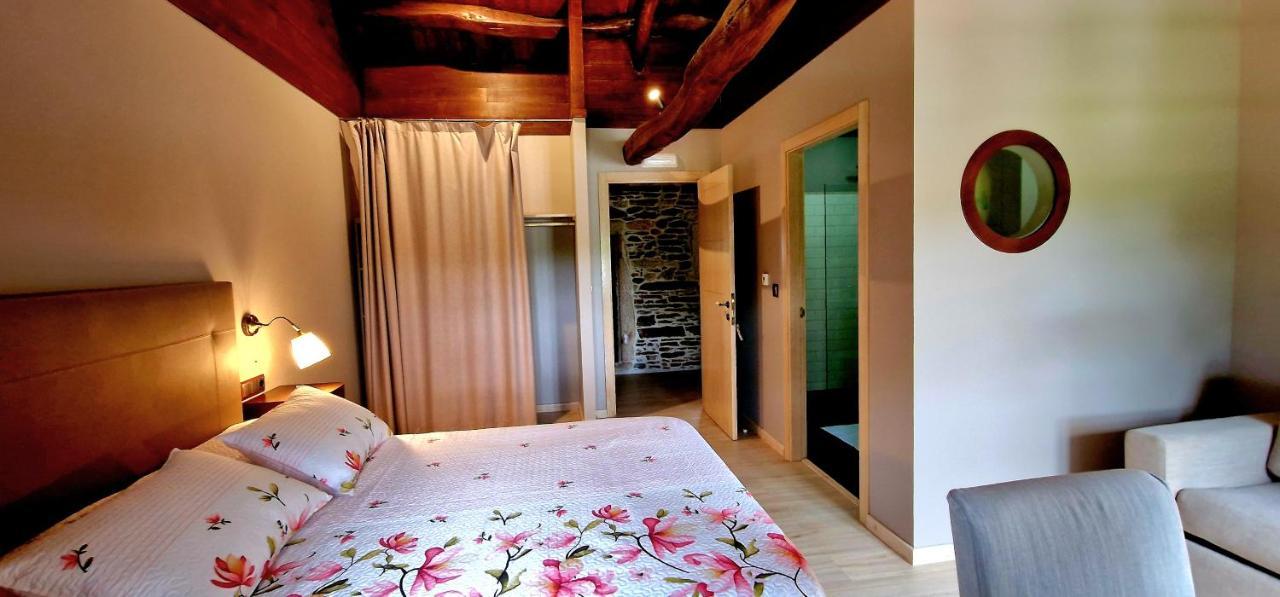 Habitaciones La Cuevona De Guitiriz Lugo Екстер'єр фото